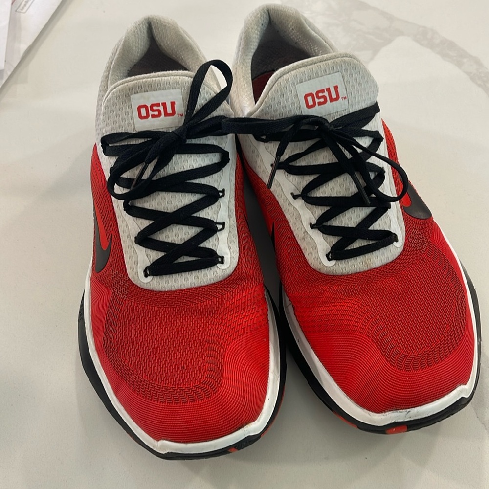 EUC OSU Nike men’s shoes size 11